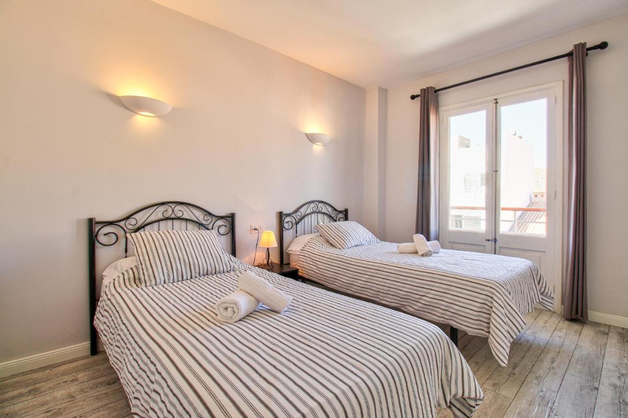 In Front Of The Sea - Brisas Rentallorca Apartment